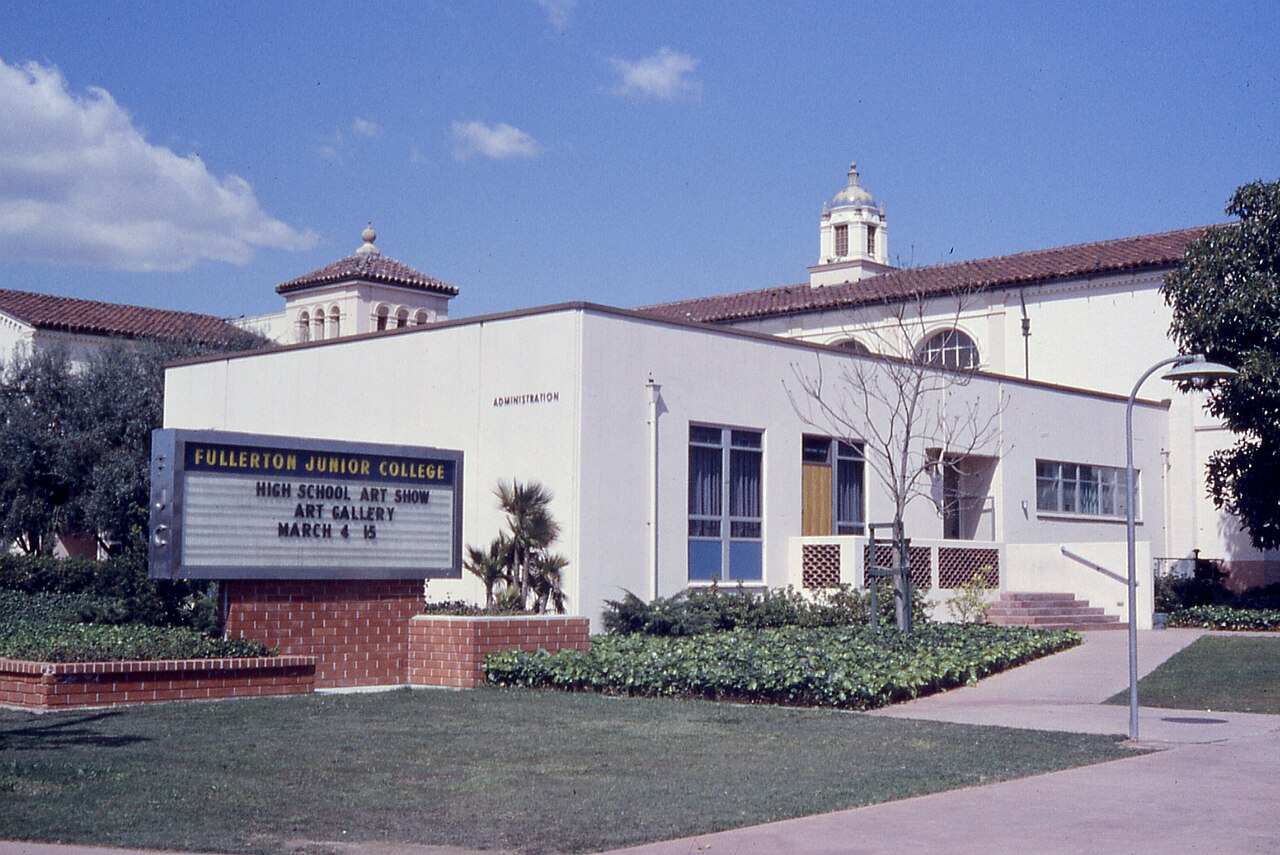 Fullerton College campus